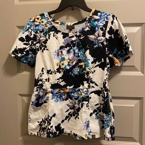 Jaanuu Flower Scrub Top
